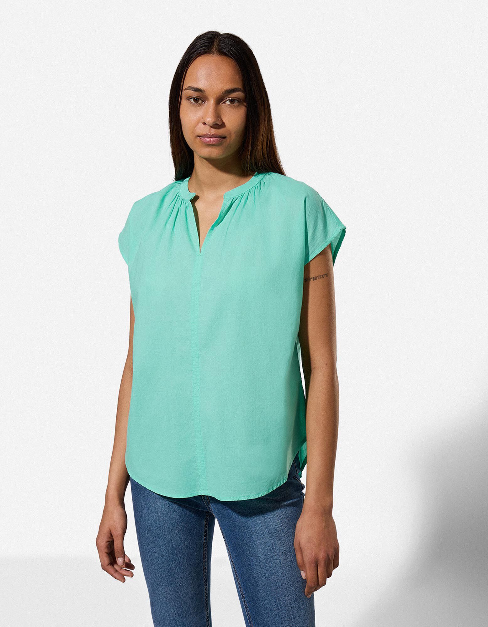 Halenkov&eacute; tričko - Jednobarevn&eacute; - zelena