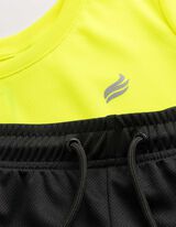 Set aus T-Shirt und Hose - Frontprint - Gelb