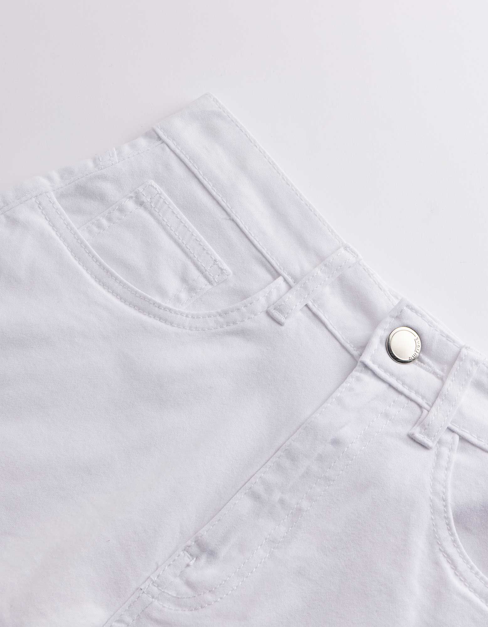 Shorts - Twill - Wei&szlig;