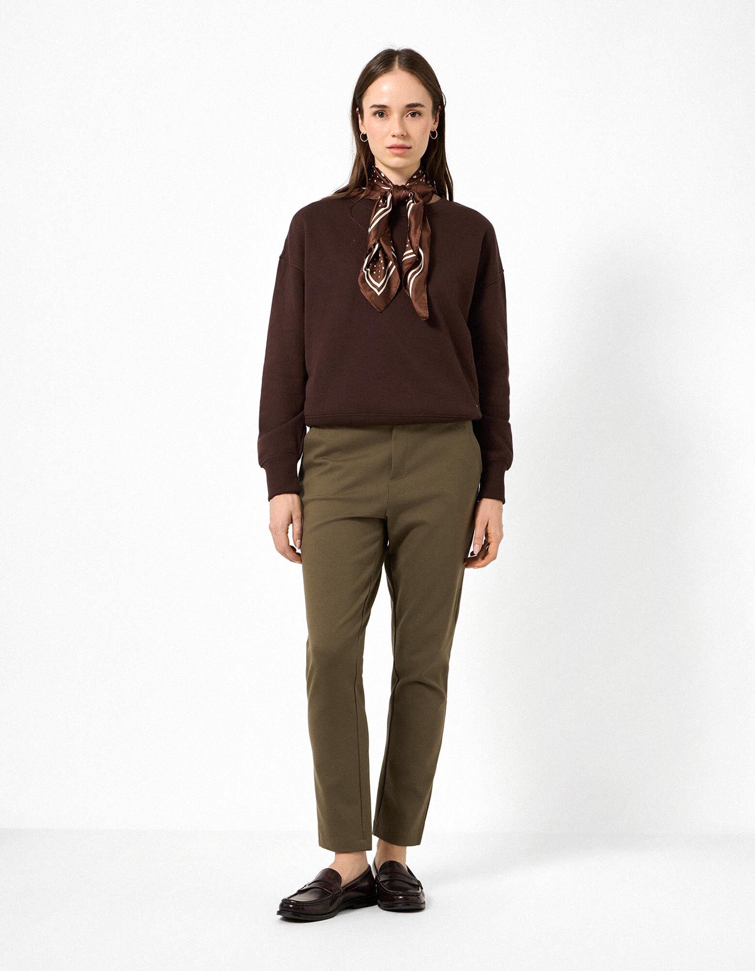 Sportska majica - Oversized Fit - Tamnosmeđa