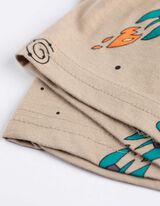 Dvodelna pižama sestavljena iz majice in kratkih hlač - Vzorec po celotnem oblačilu - bez