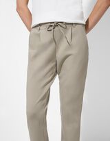 Kalhoty - Klasický střih Regular Fit - svetle hneda