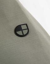 striukė - Nepraleidžia vėjo - sviesiai zalias