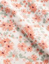 Tričko - Vzor po cel&eacute; plo&scaron;e - b&iacute;l&aacute;