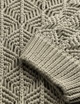 Pulovr - K&aacute;rovan&yacute; vzor - tmave zelena