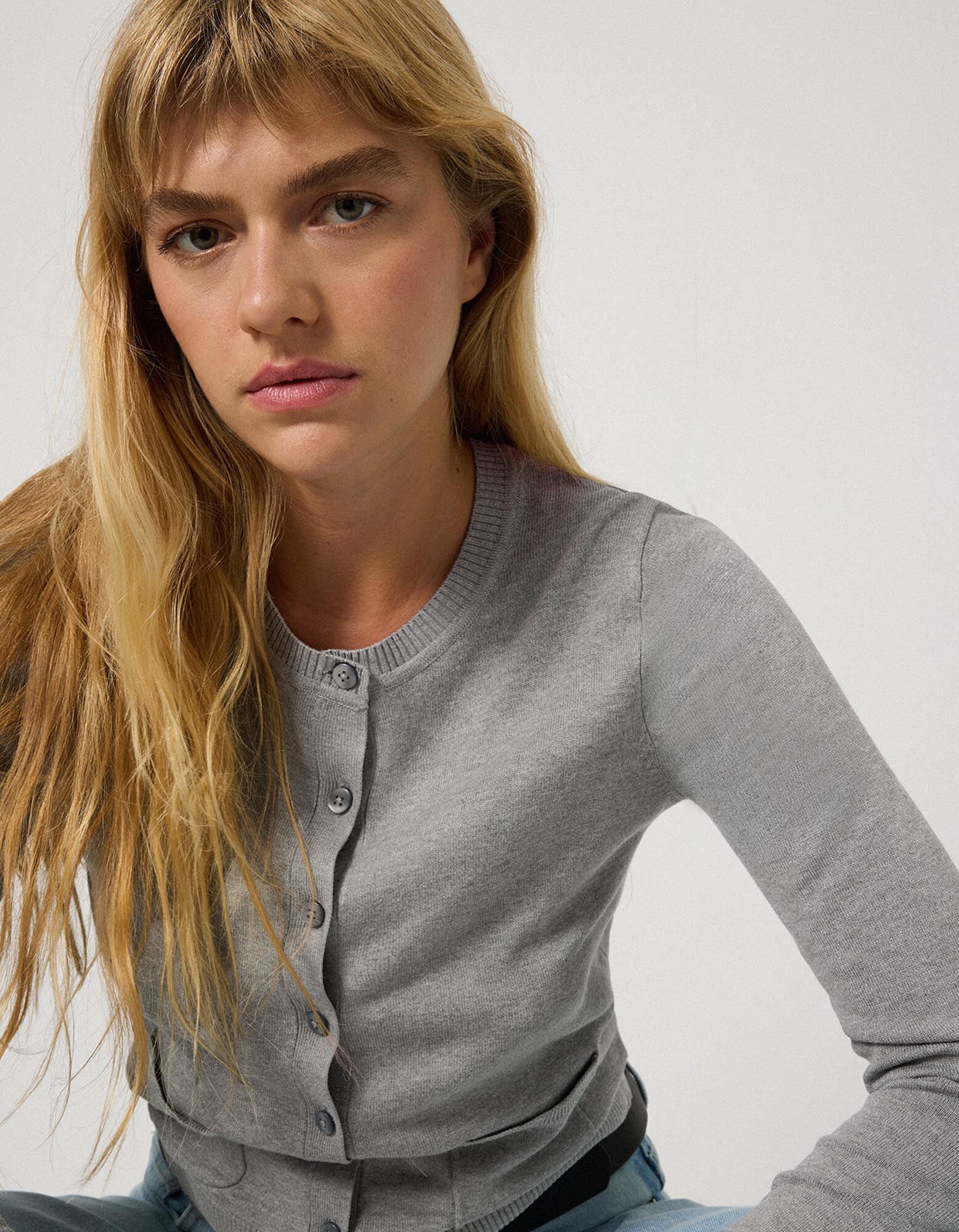 Gebreid vest - Knoopsluiting - grijs