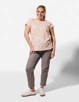 Tričko - Vzor po cel&eacute; plo&scaron;e - b&iacute;l&aacute;