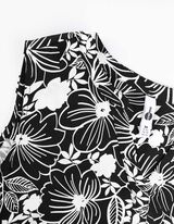 Elegantna majica - LENZING&trade; ECOVERO&trade; - crna