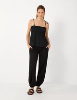 Top - Crinkle-Optik - Schwarz