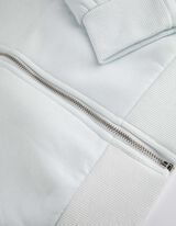 Skr&aacute;ten&aacute; mikina - Relax Fit - svetlomodra