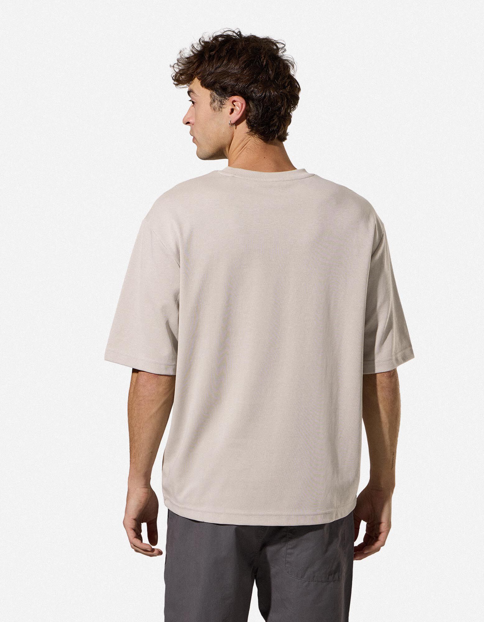 T-Shirt - Oversized Fit - Beige