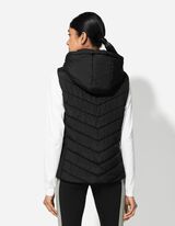 Tepitud vest - peidetud taskud - must