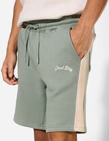 Shorts - Sweat - gr&uuml;n