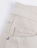 Kapri hlače - Twill - belo