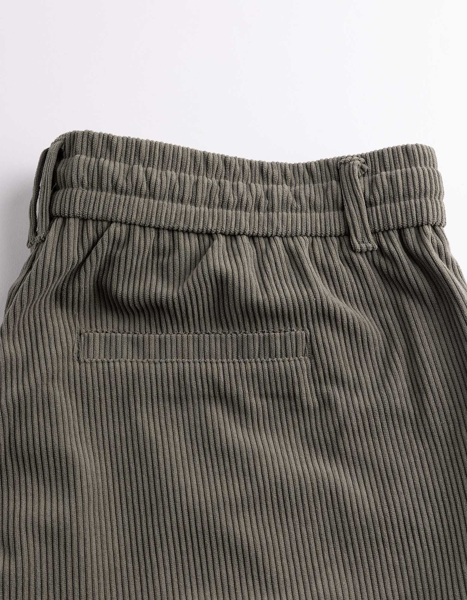 Cordhose - Elastischer Bund - Gr&uuml;n