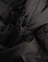 Pro&scaron;iveni prsluk - Kapuljača - crna