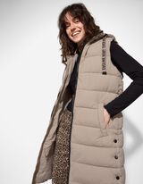 Prešívaná vesta - Regulovateľný spodný okraj - svetlohnedy