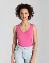 Trumpa palaidinė - Nėrinių apvadas - ryskiai rozinis