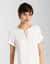 Maglia blusata - LENZING™ ECOVERO™ - bianco