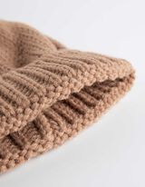 Berretto in maglia - Fiocco applicato - marrone chiaro