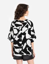 Bluză cu m&acirc;necă scurtă - Relax Fit - Negru