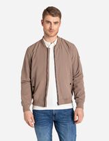 Dzseki - Sz&eacute;l&aacute;ll&oacute; - b&eacute;zs