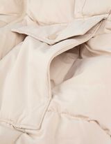 Dygsniuotas paltas - Atstumia vandenį - smelio spalvos