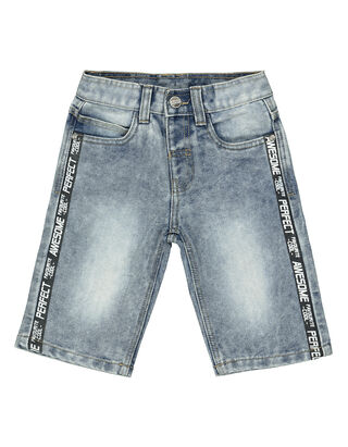 Jungen Jeansshorts mit seitlichem Streifen
