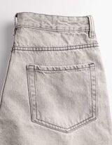 Jeansshorts - Mom Fit - grau