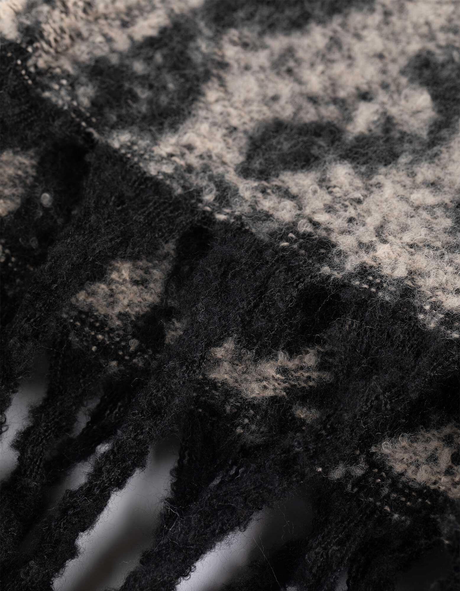 &Eacute;charpe - Motif l&eacute;opard - noir