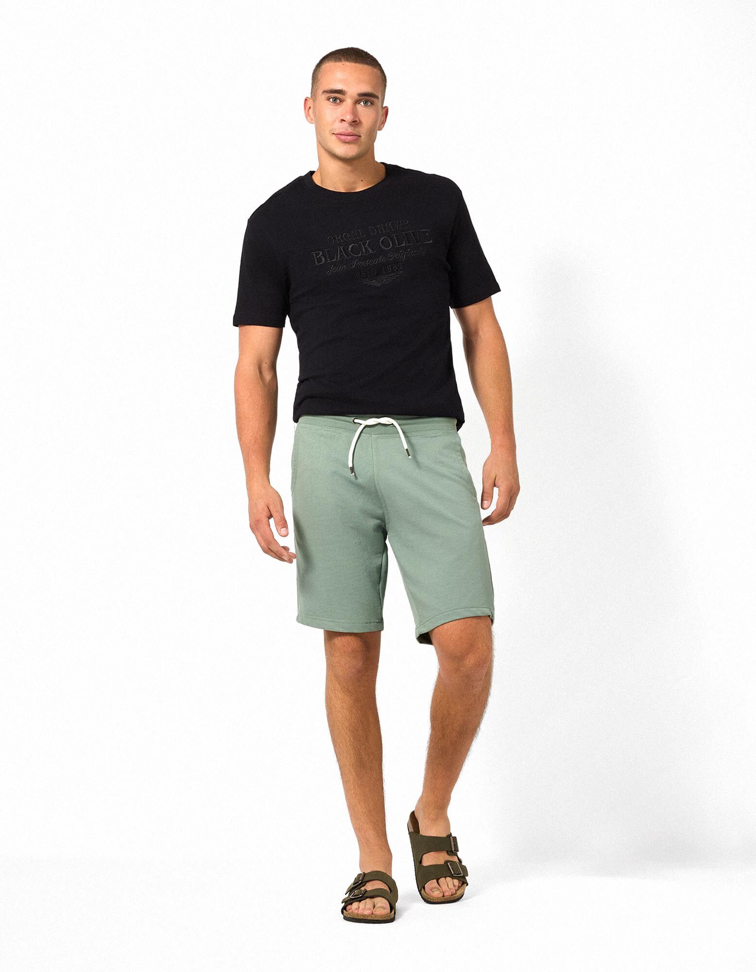 &Scaron;ortky - Regular Fit - Svetlo zelen&aacute;
