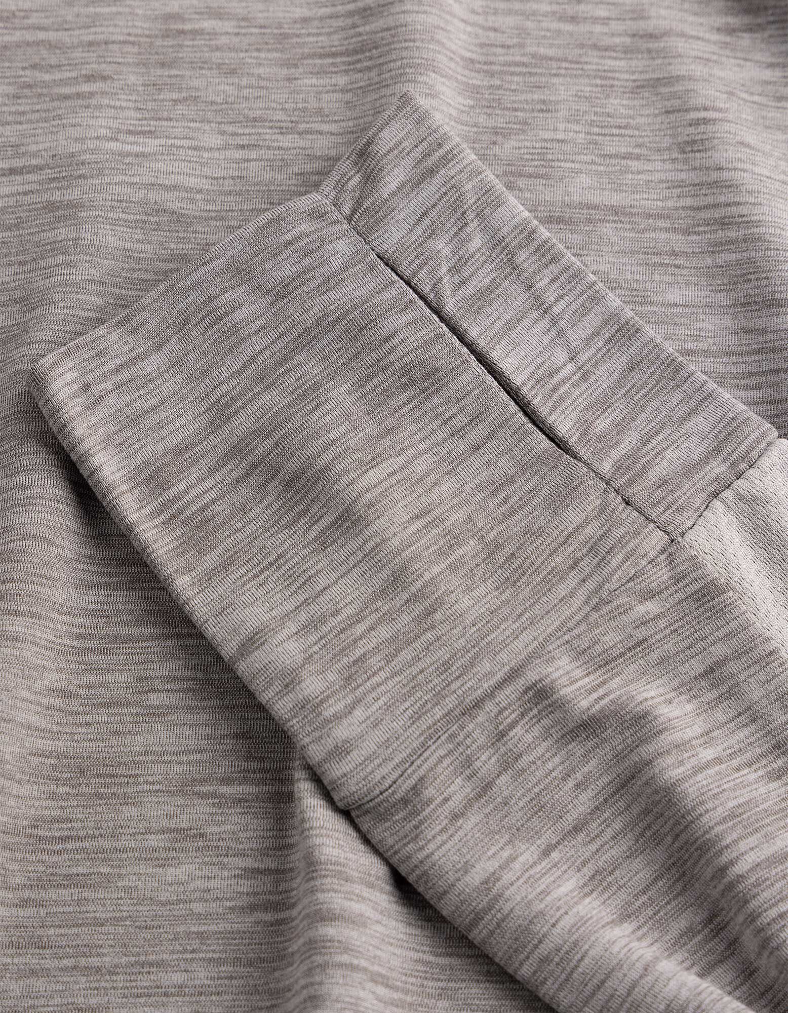 Langarmshirt - Rundhals-Ausschnitt - Hellgrau