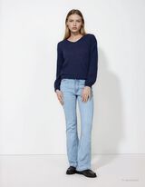 Pleteni pulover - V-izrez - tamno-plava