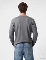 Tričko s dlh&yacute;mi ruk&aacute;vmi - Oversized Fit - Tmavosiv&aacute;