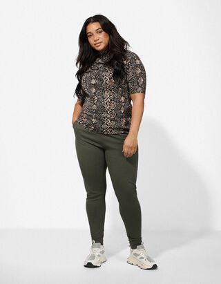 Laisvalaikio kelnės - zalias