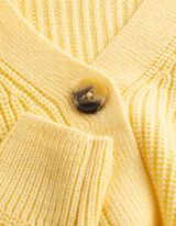 K&ouml;t&ouml;tt kardig&aacute;n - K&ouml;t&ouml;tt ruha - vil&aacute;gos s&aacute;rga