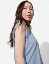 Tričko - Dírkovaná krajka - svetle  modra