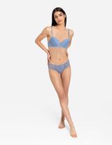 biustonosz push-up - obszycie z koronki - jasny niebieski