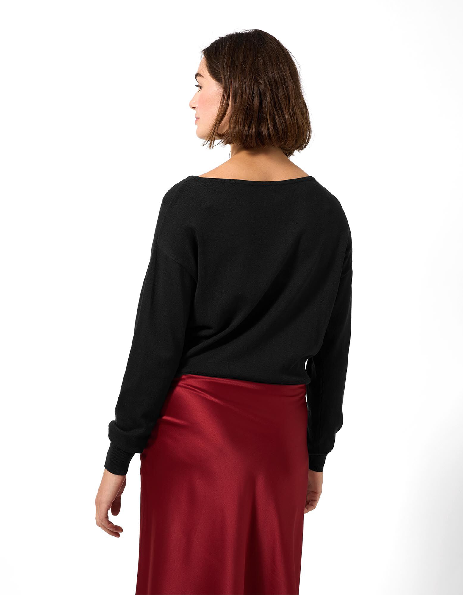 Pullover - Scollo a barchetta - Nero