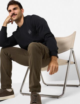 Sweatshirt - Relax Fit - Schwarz