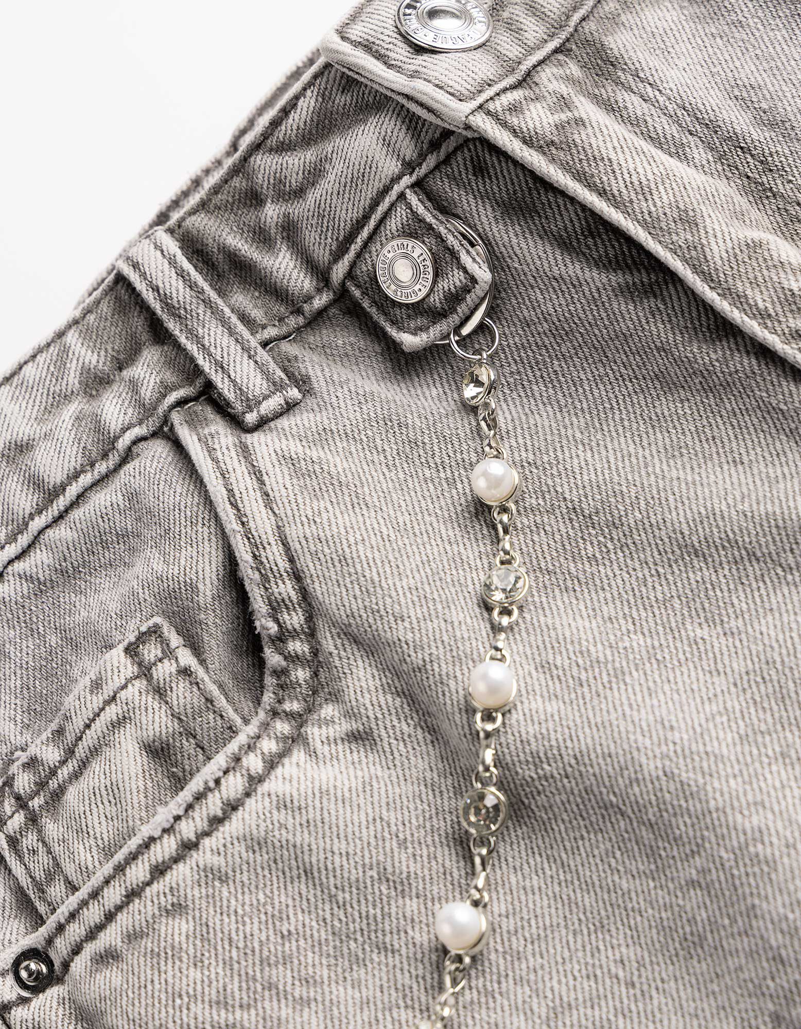 Jeans - Kettedetail - Grau