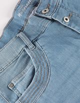 Bermude  - Opu&scaron;tena varijanta - svetlo-plava