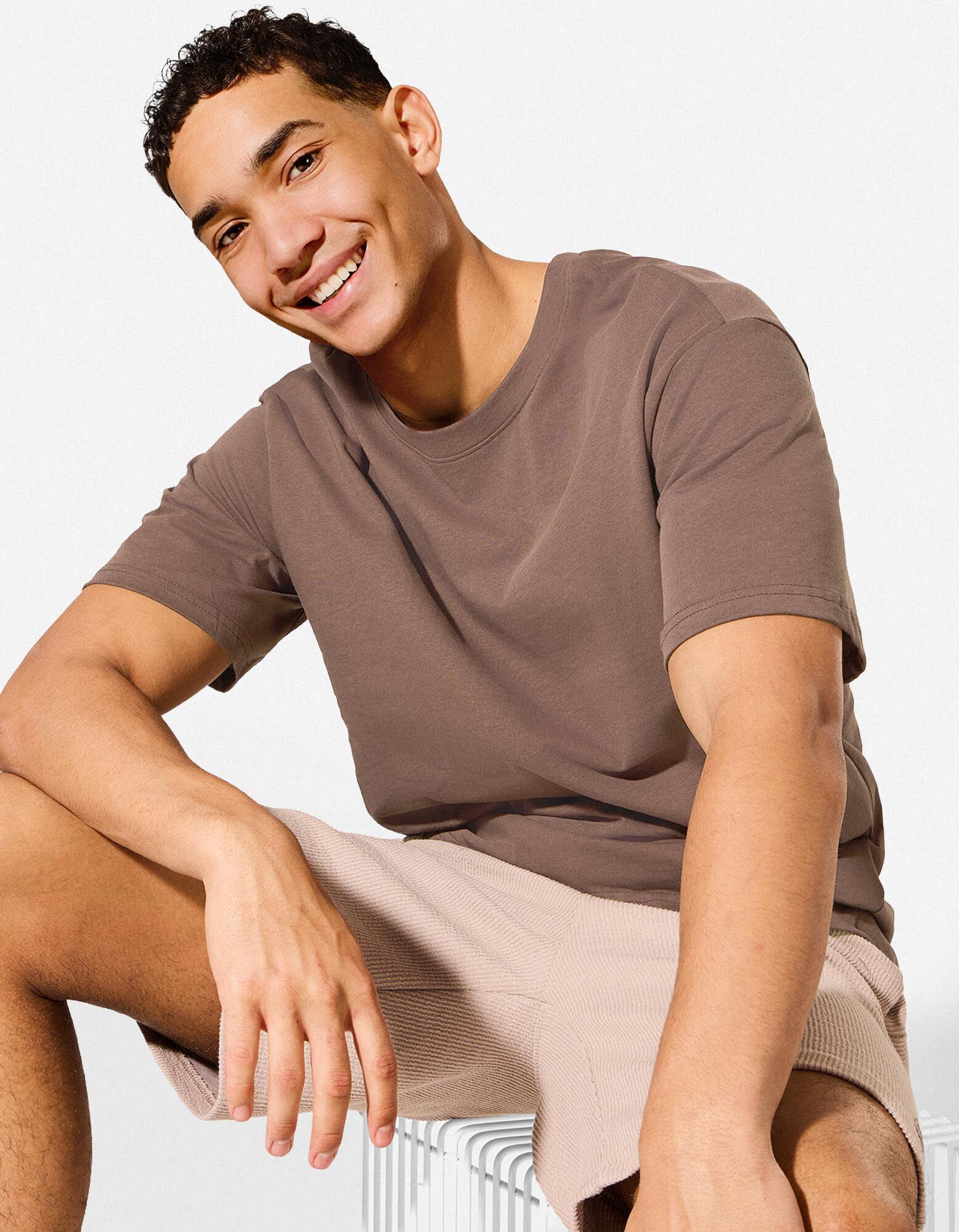 T-shirt - Coupe oversize - brun fonc&eacute;