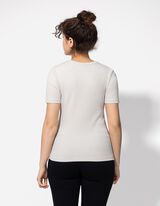 T-s&auml;rk - soonikuline struktuur - valge