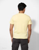 T-Shirt - einfarbig - hellgelb