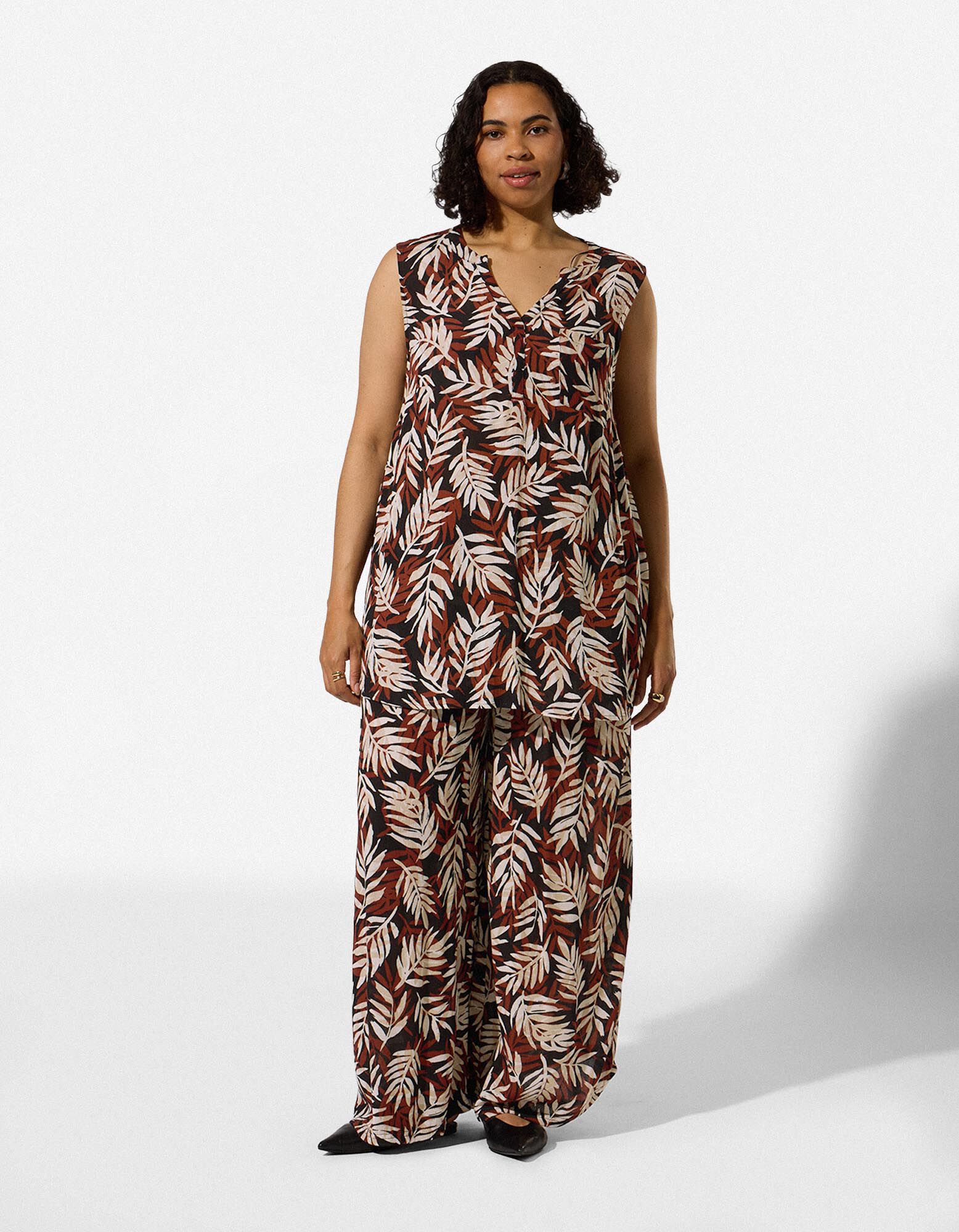 Top sans manches - Motif all-over - Brun