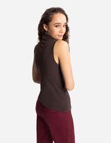 Topp - k&otilde;rge kaelus - helepruun