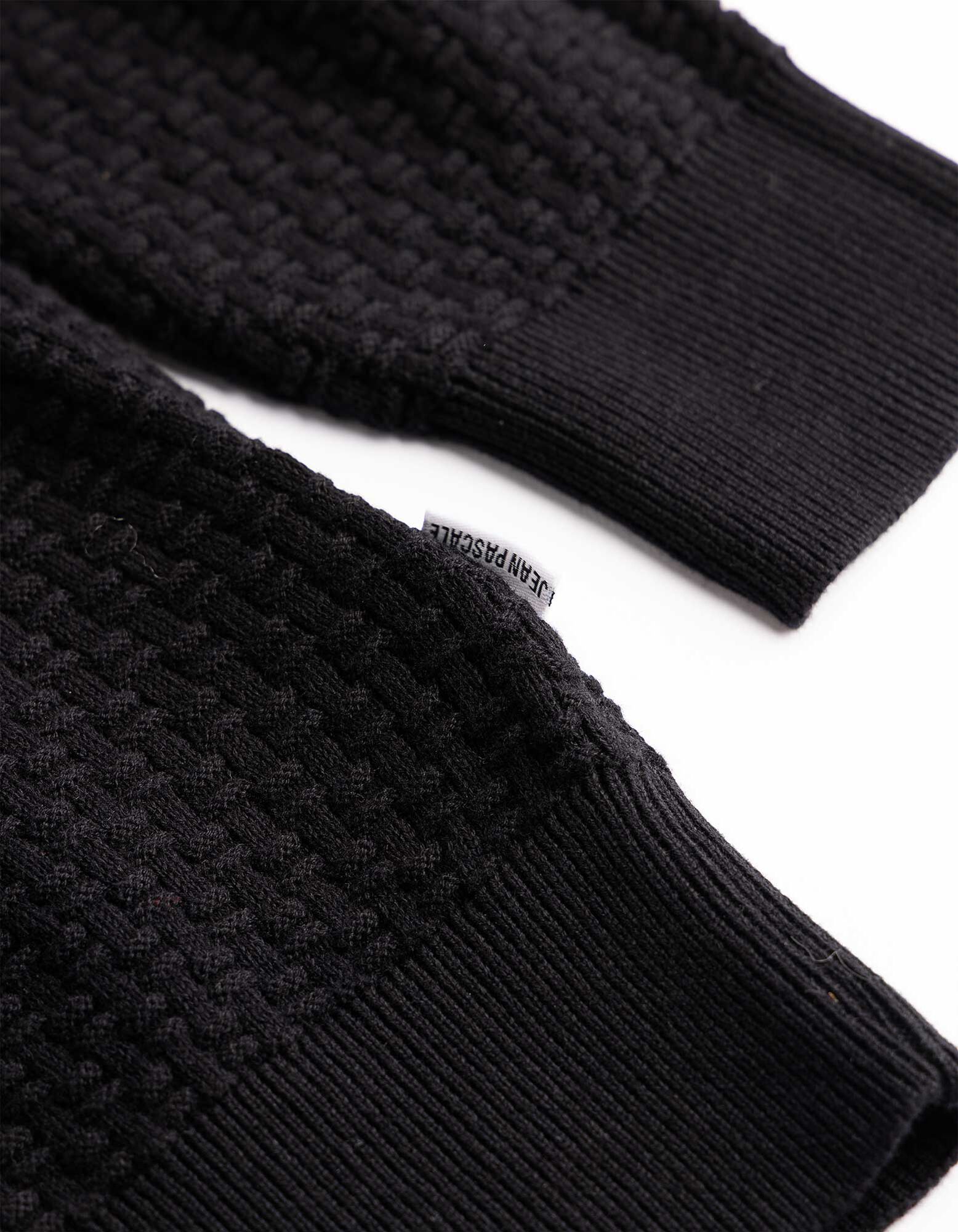 Pullover - mit Struktur - Schwarz