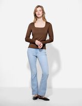 Hossz&uacute; ujj&uacute; felső - Szűk fazon - barna