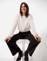 Mikina - Okr&uacute;hly v&yacute;strih - bezova